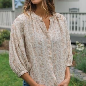 Neuflora Chic Beige Floral Blouse